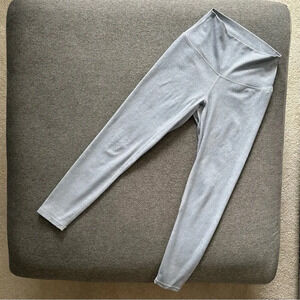 P’tula Gray Crop Workout Leggings Medium